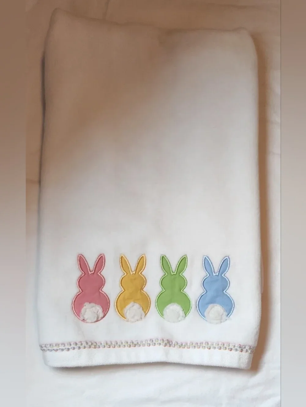 Caro Home Easter Bunny Hand Towel Embroidered Pastel Bunnies w/ Plush Tails